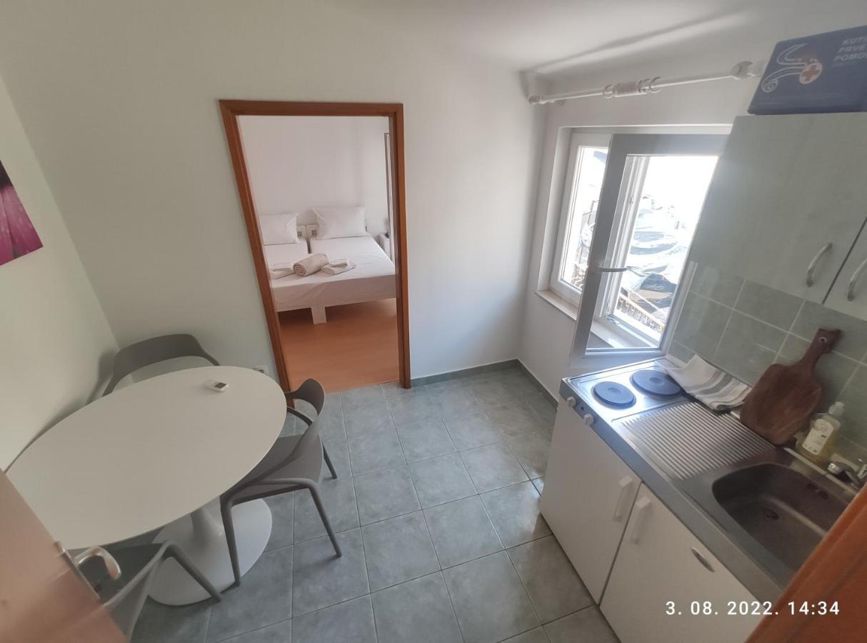 Aqua Apartments Omiš Extérieur photo
