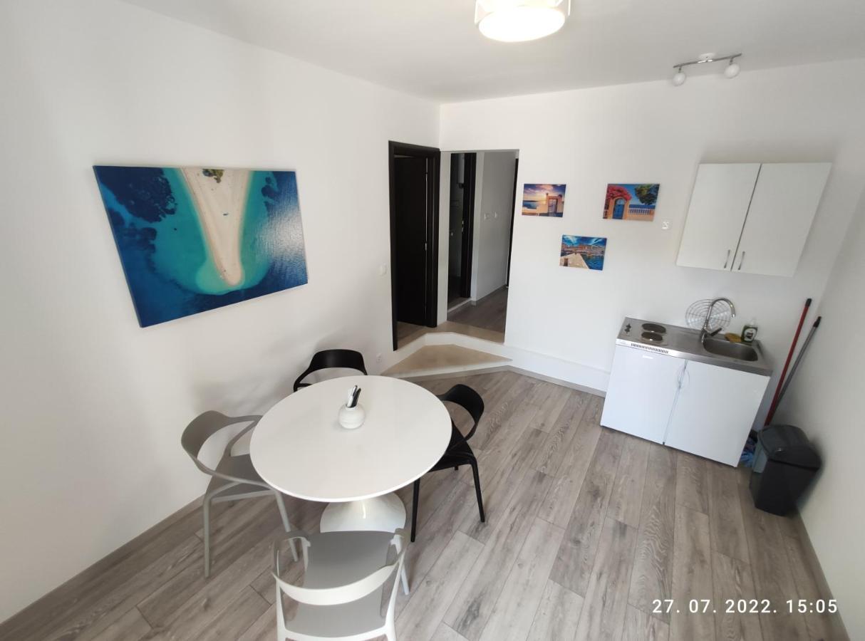 Aqua Apartments Omiš Extérieur photo